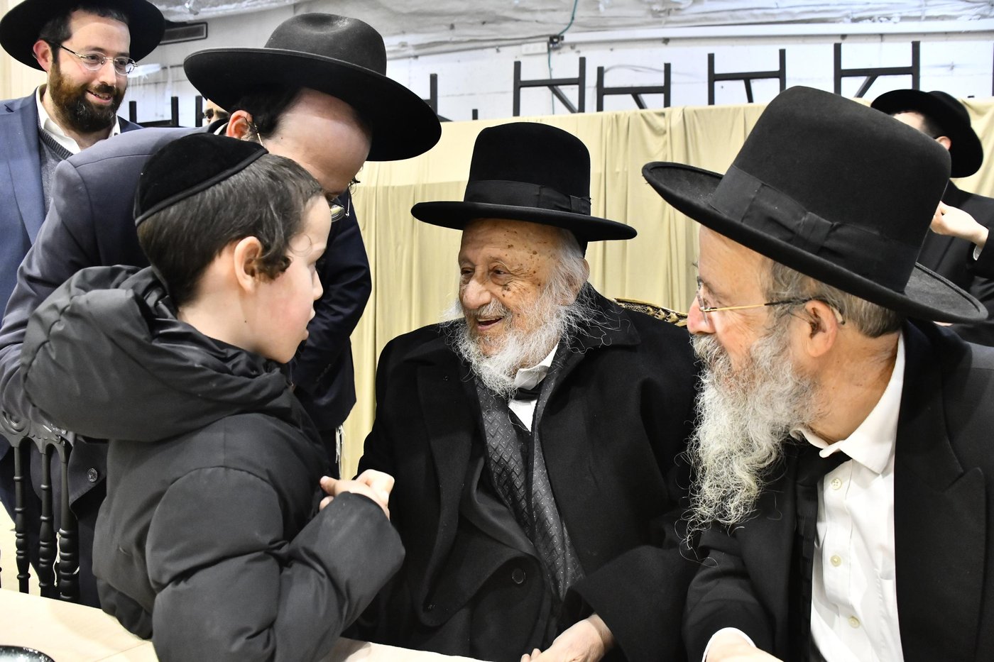 שמחת נישואי נכד הגרב"ד פוברסקי