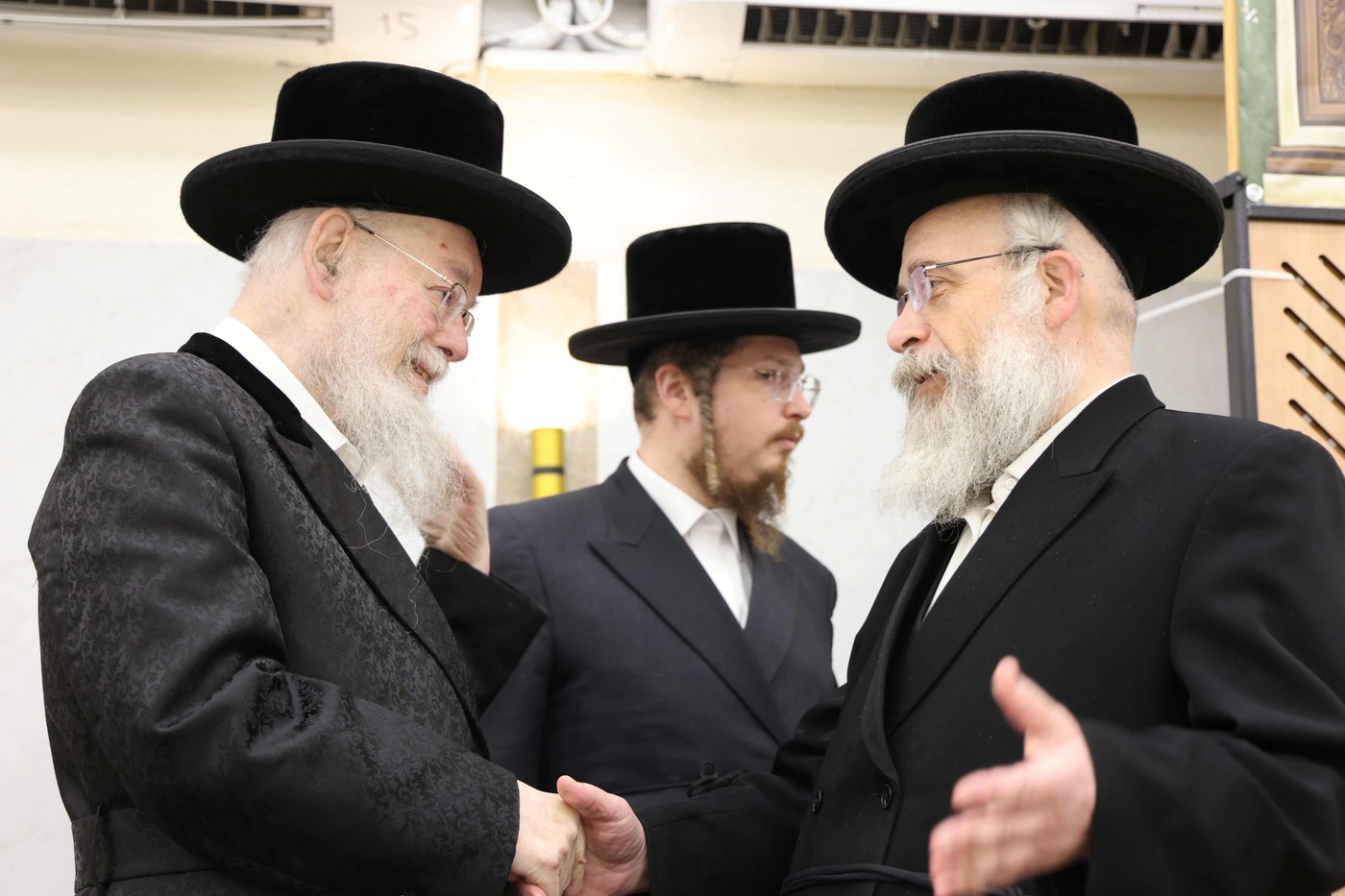 מעמד כבוד התורה בישיבת 'דרכי חיים' צאנז ירושלים