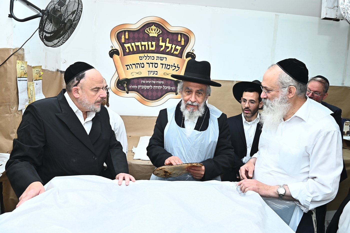 הגר"י רצאבי באפיית מצות