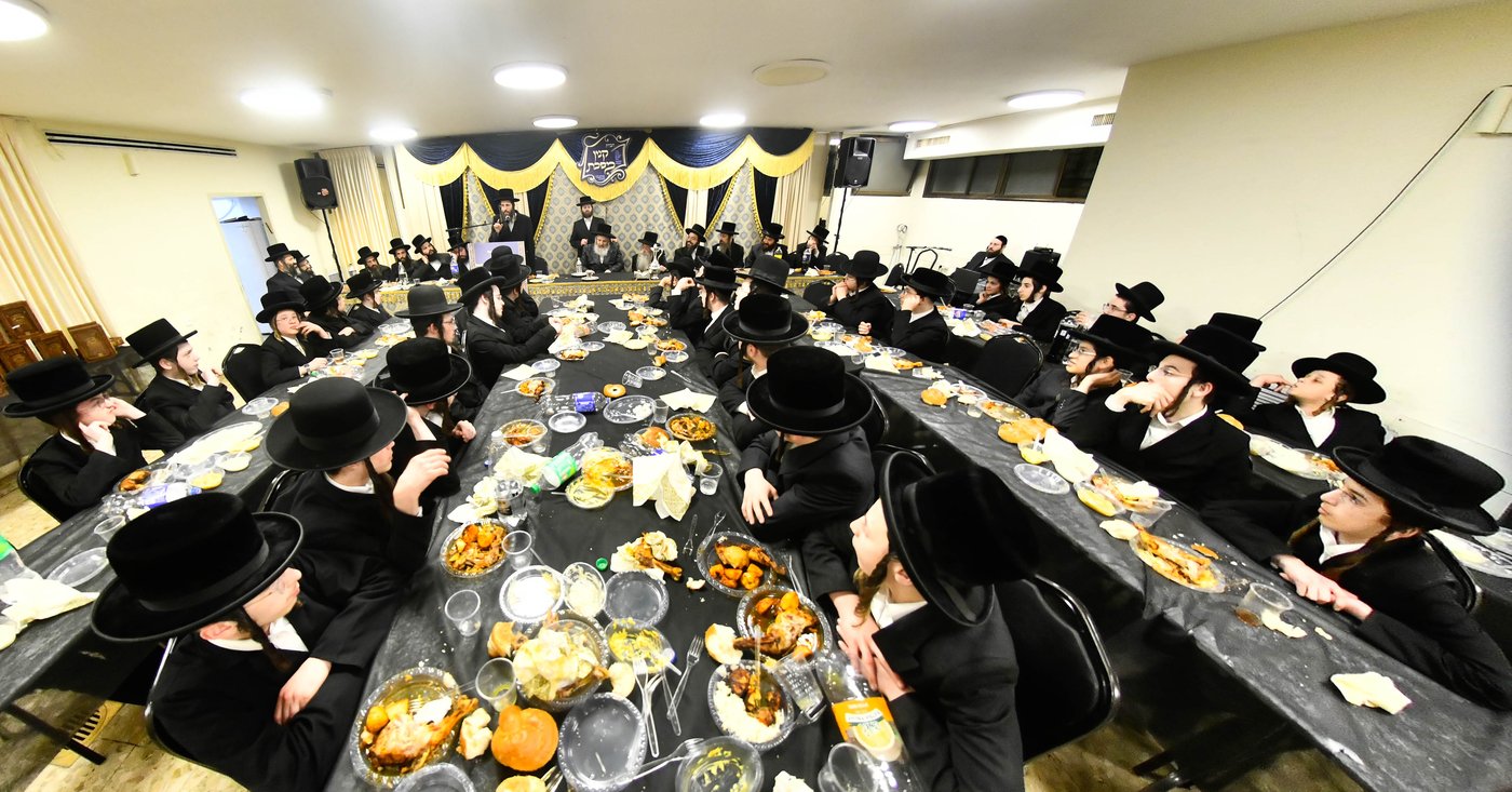 מעמד כבוד התורה בזוטשקא אמסנא