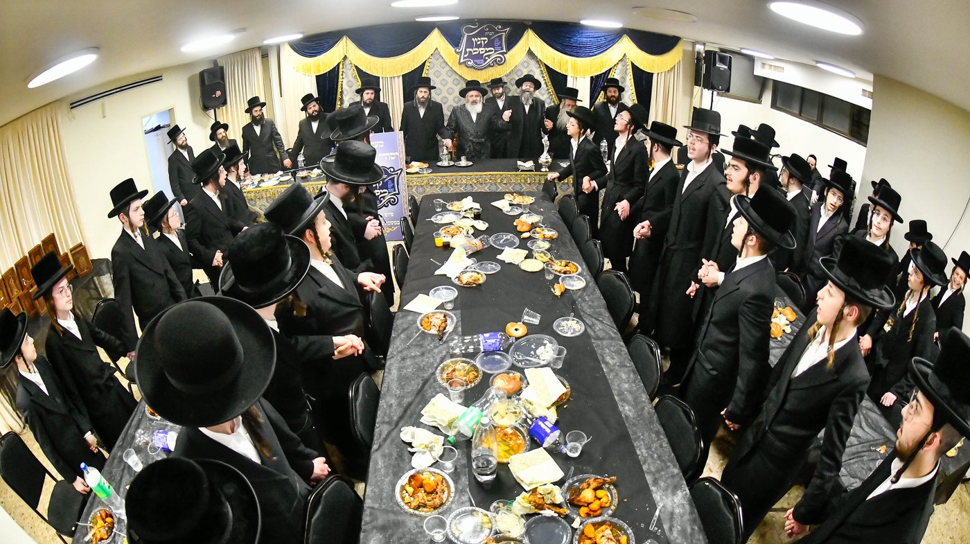 מעמד כבוד התורה בזוטשקא אמסנא