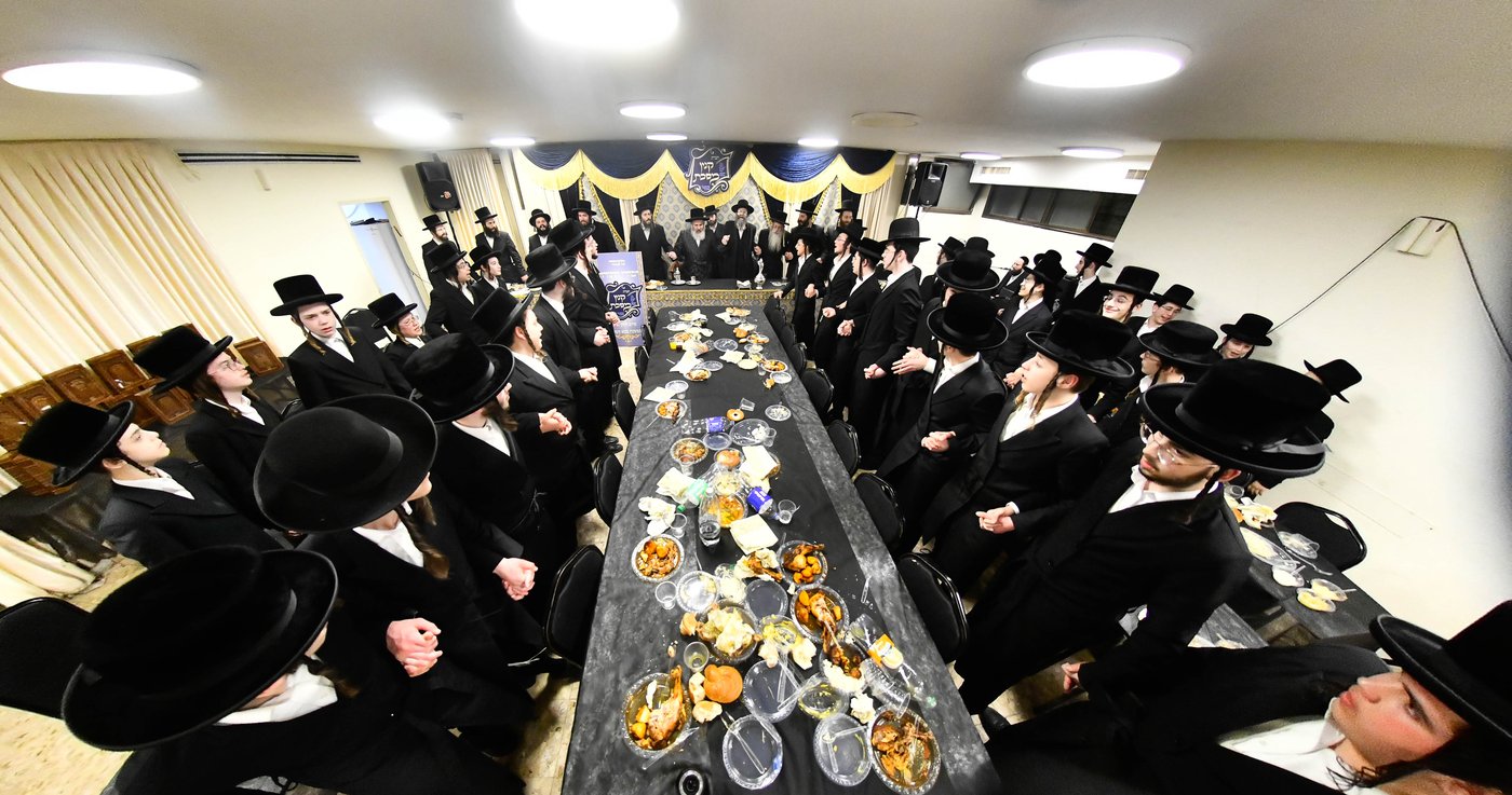 מעמד כבוד התורה בזוטשקא אמסנא