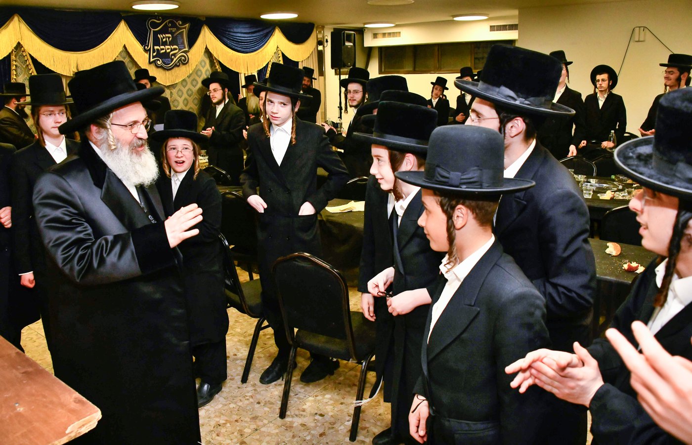 מעמד כבוד התורה בזוטשקא אמסנא