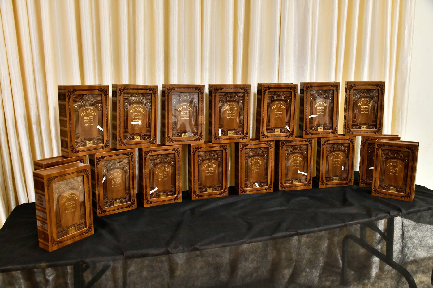 מעמד כבוד התורה בזוטשקא אמסנא