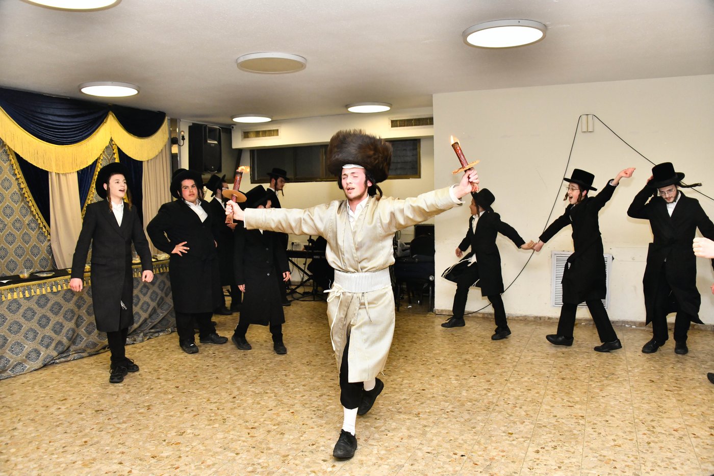 מעמד כבוד התורה בזוטשקא אמסנא