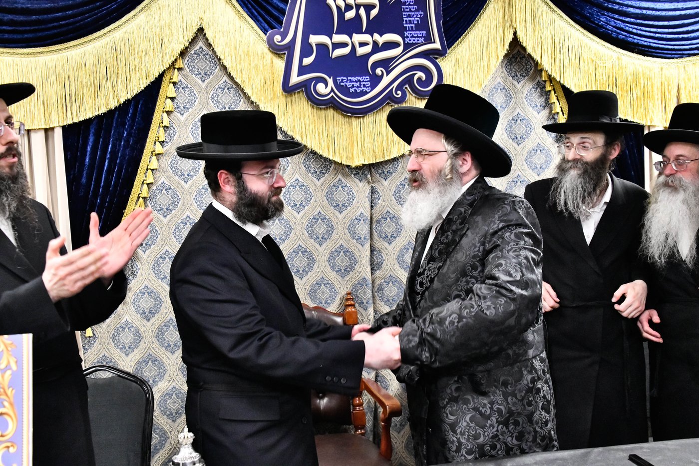 מעמד כבוד התורה בזוטשקא אמסנא