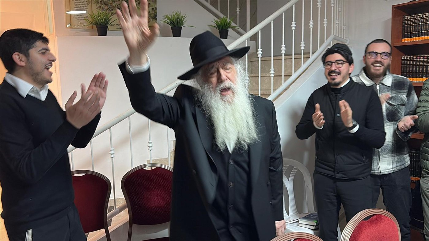 ליל פורים אצל האדמו"ר רבי דוד חנניה פינטו 