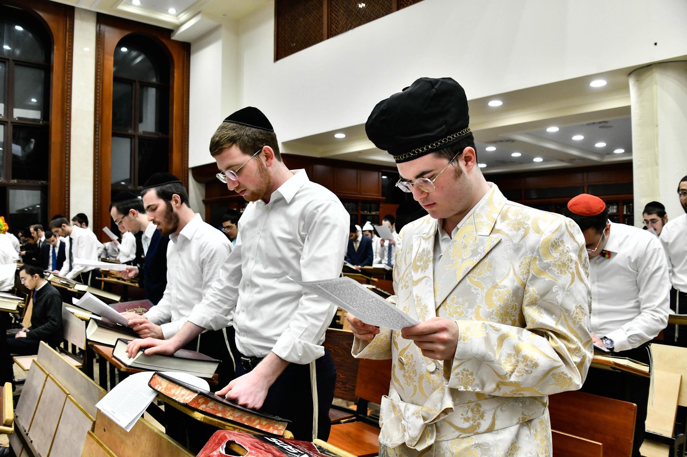 ליל פורים בישיבת בית מדרש עליון