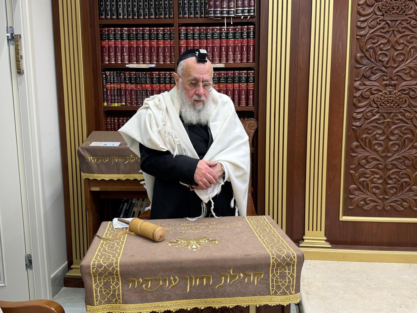 קריאת המגילה במעונו של הראש"ל