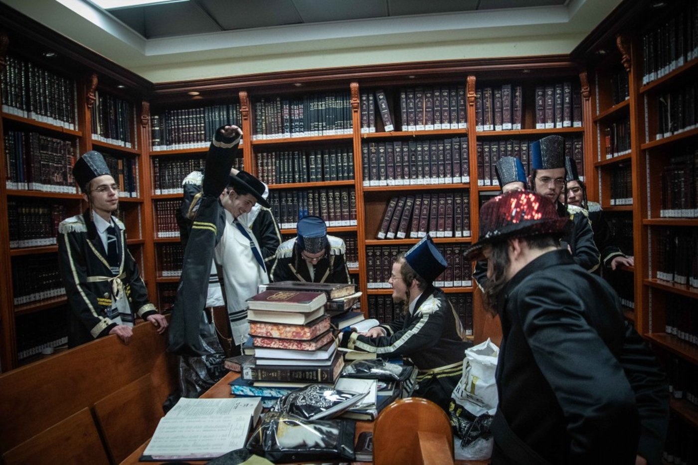 אווירת חג הפורים בביתר עילית