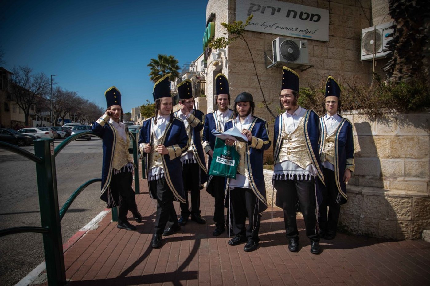 אווירת חג הפורים בביתר עילית