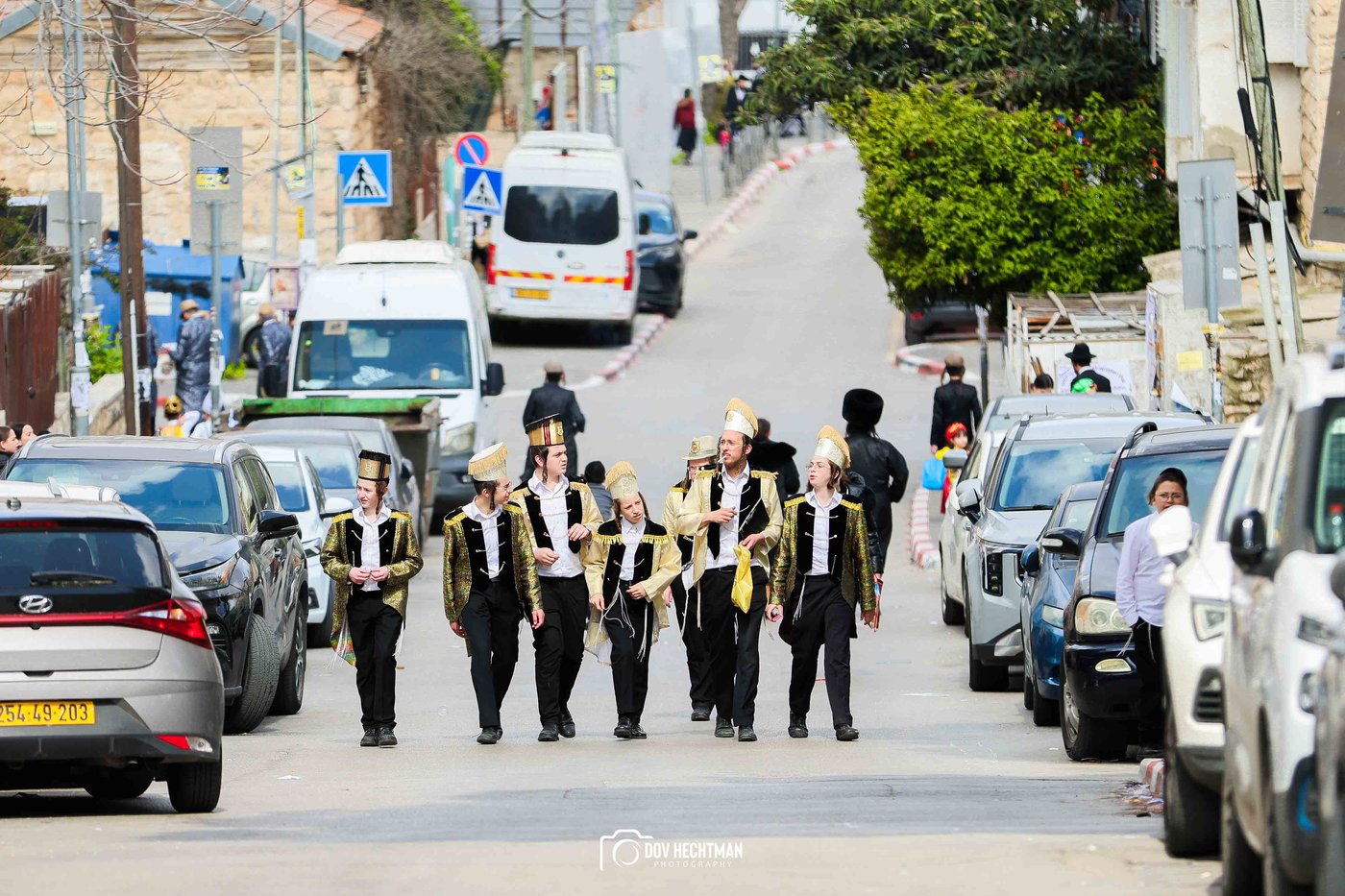 אווירת חג הפורים בירושלים