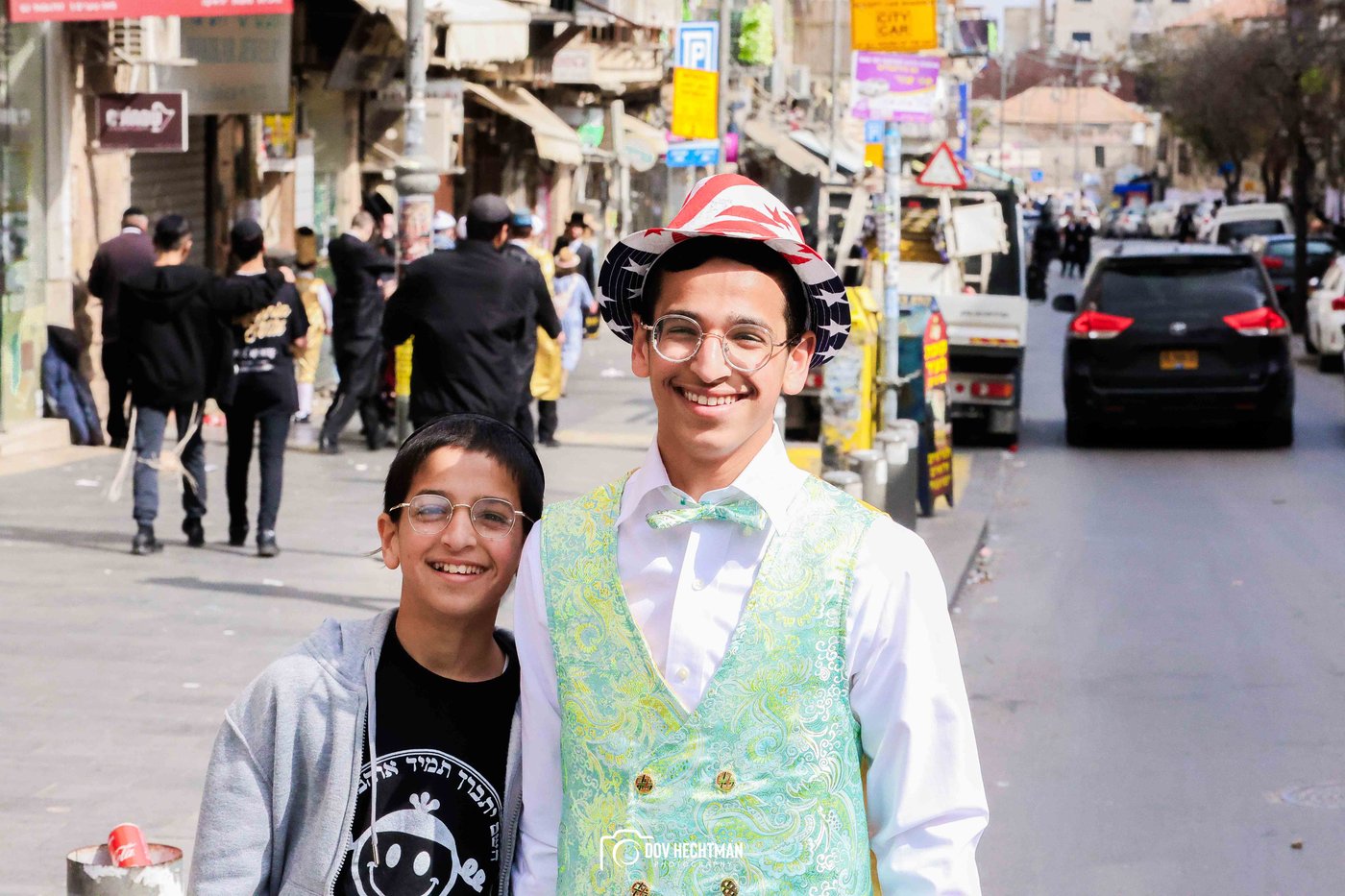 אווירת חג הפורים בירושלים