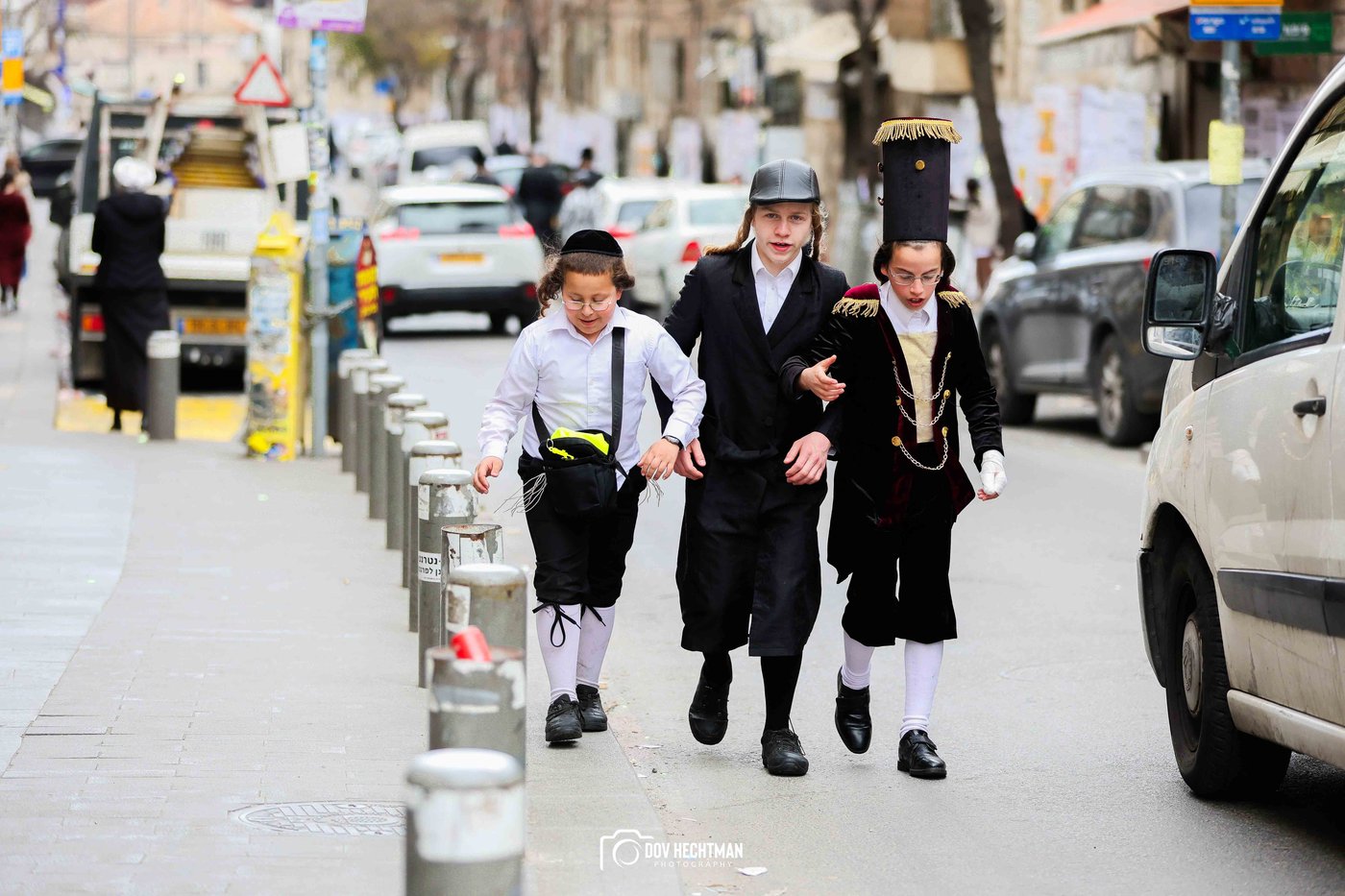 אווירת חג הפורים בירושלים