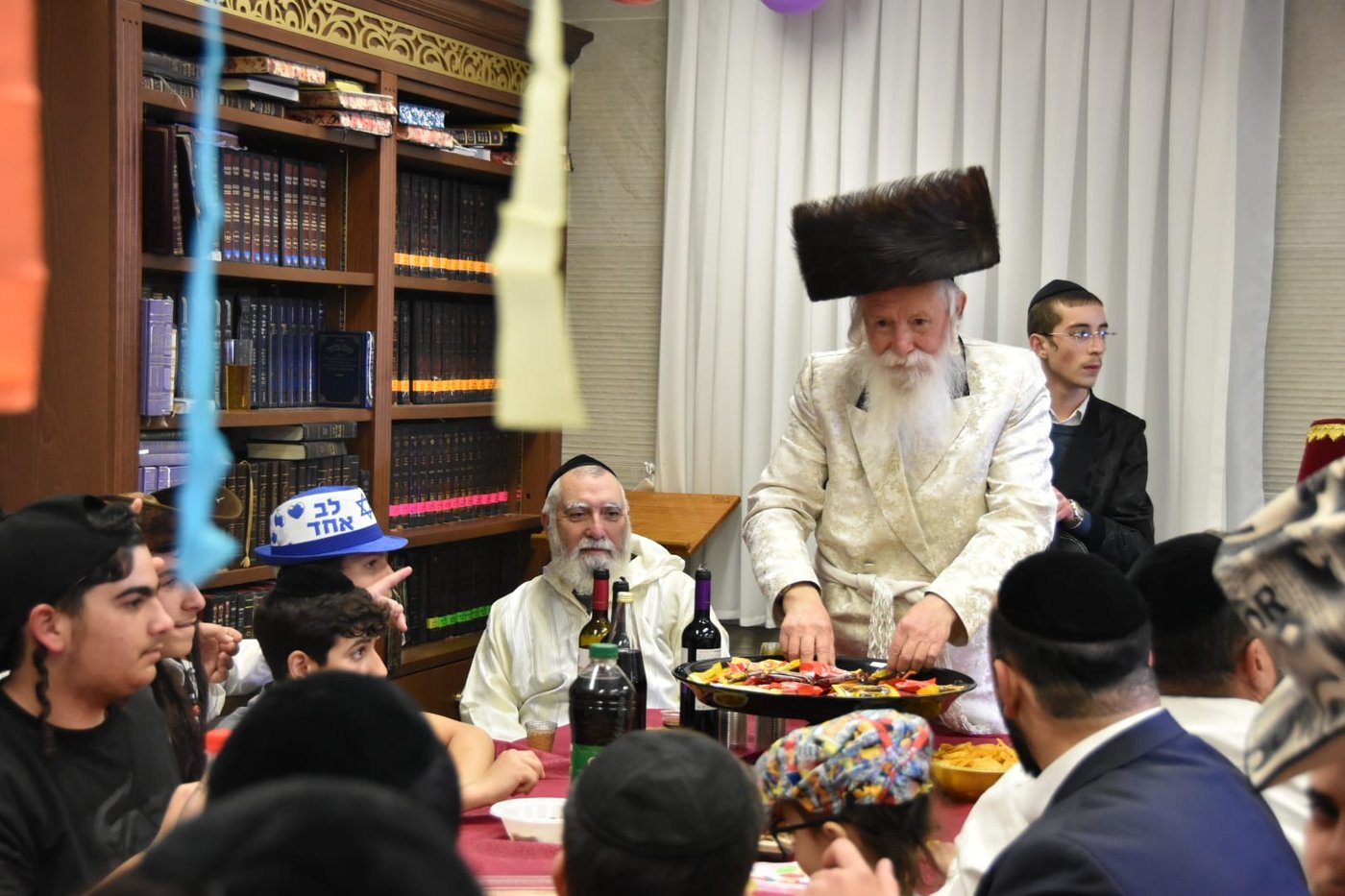 פורים אצל הגרי"ד גרוסמן