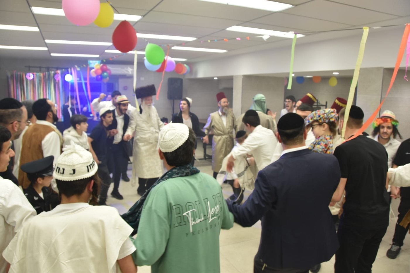 פורים אצל הגרי"ד גרוסמן