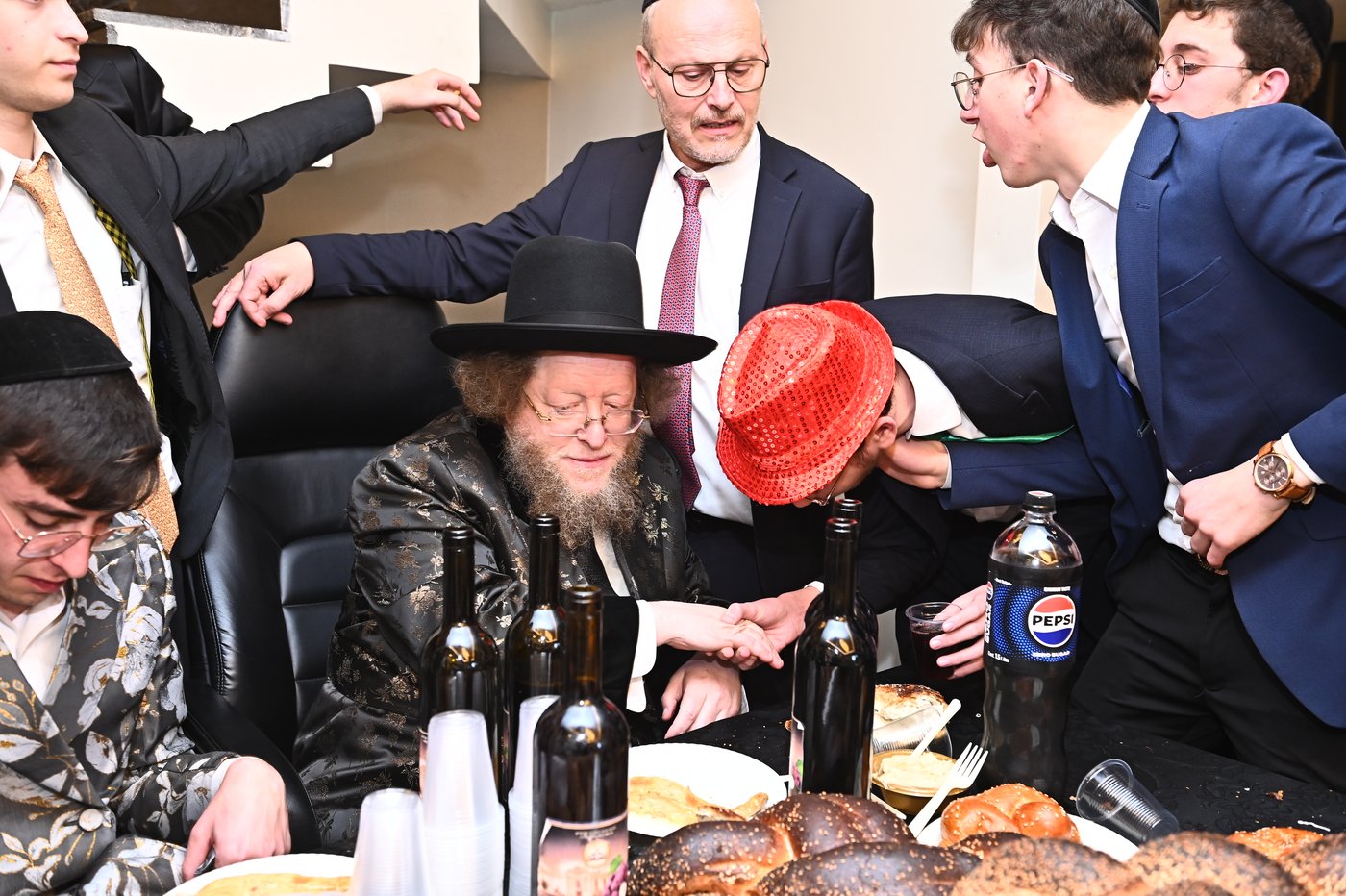 הגאון רבי שלום בער סורוצקין בפורים