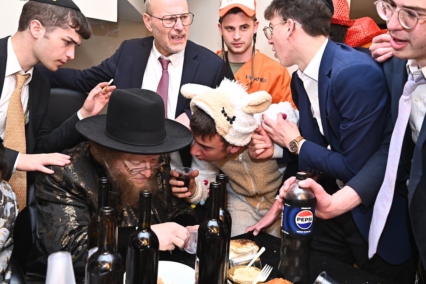 הגאון רבי שלום בער סורוצקין בפורים