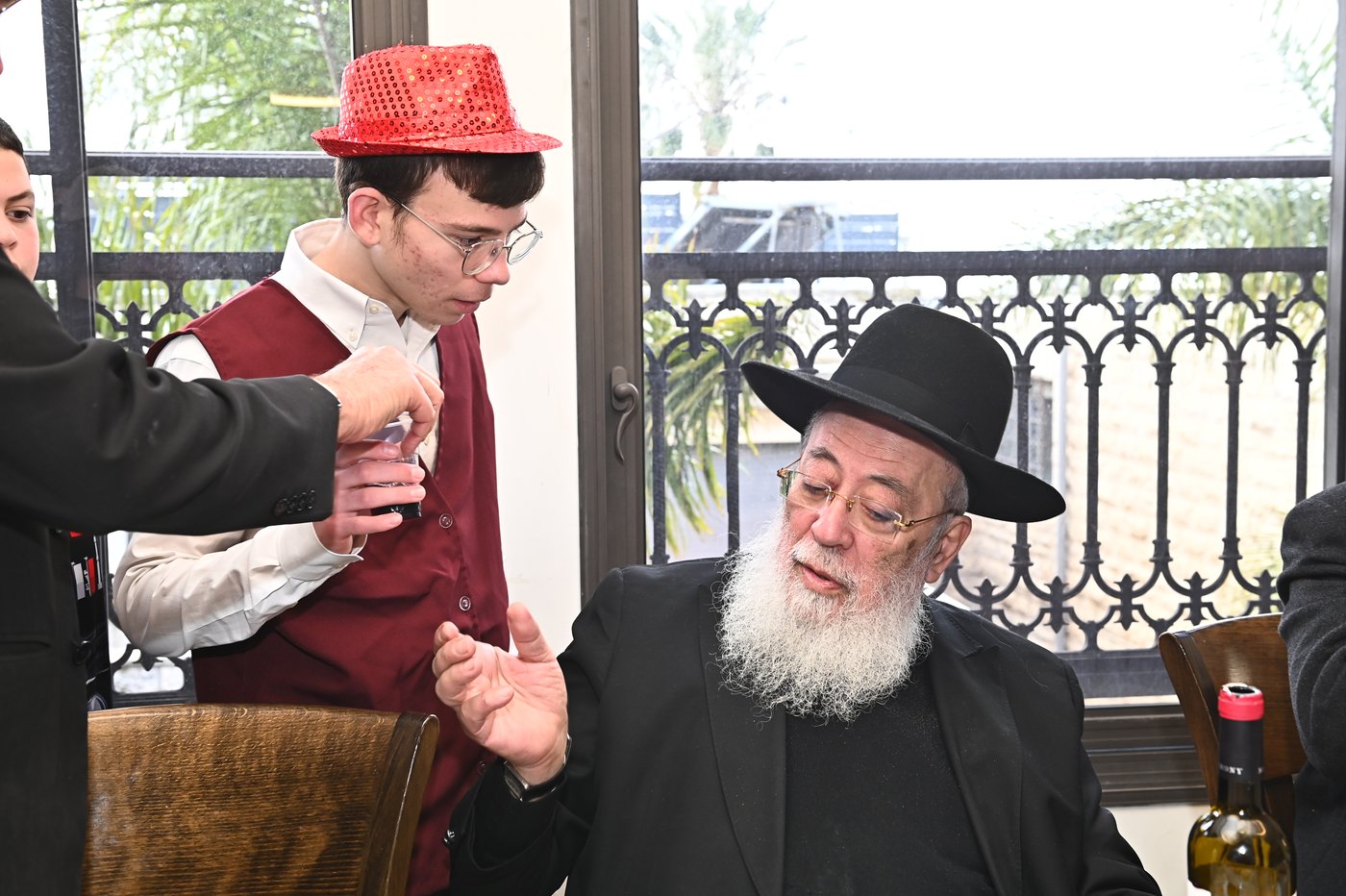 הראשל"צ הגרמ"ש עמאר בפורים