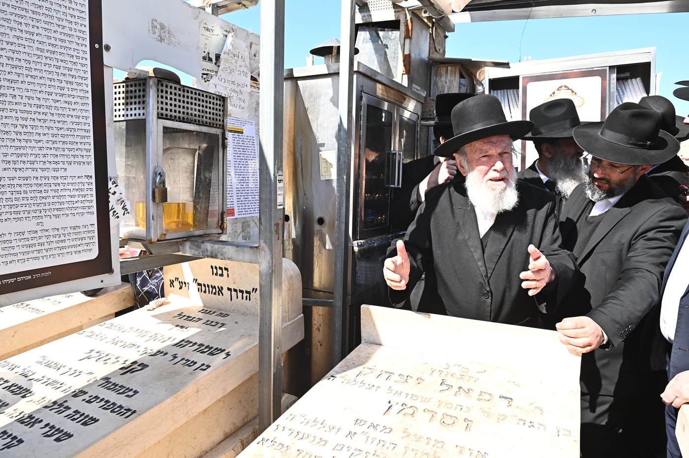 עליה לציון של הגר"ח קנייבסקי זצ"ל