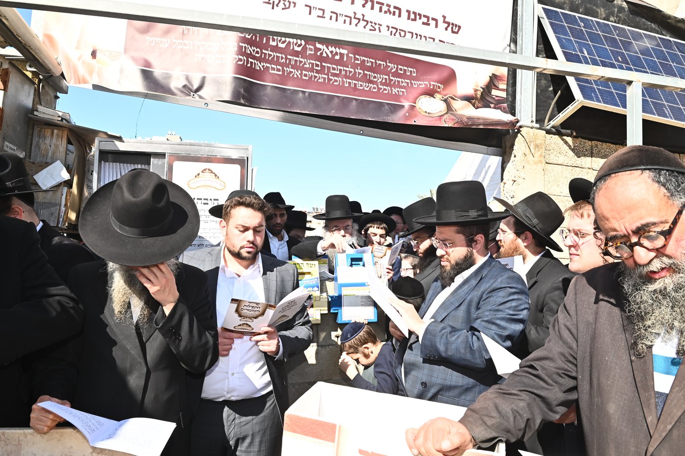 עליה לציון של הגר"ח קנייבסקי זצ"ל