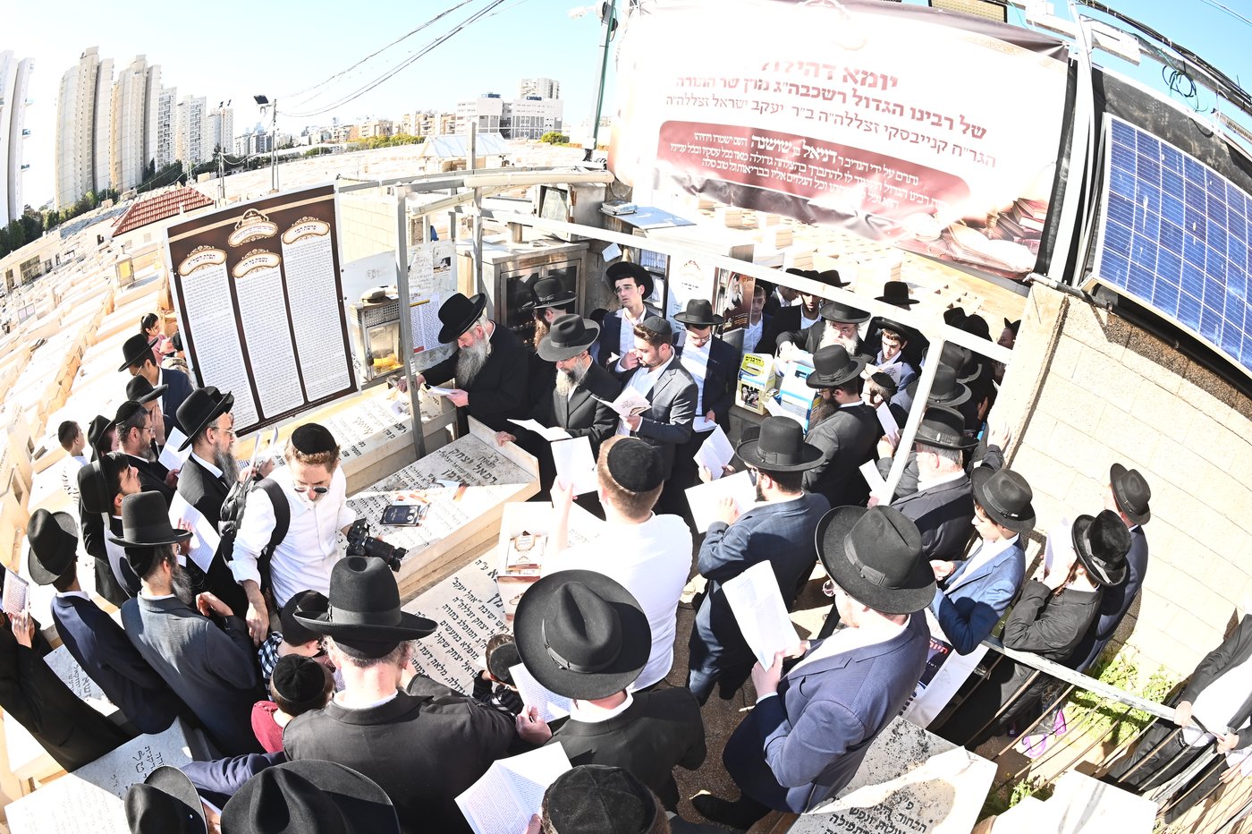 עליה לציון של הגר"ח קנייבסקי זצ"ל