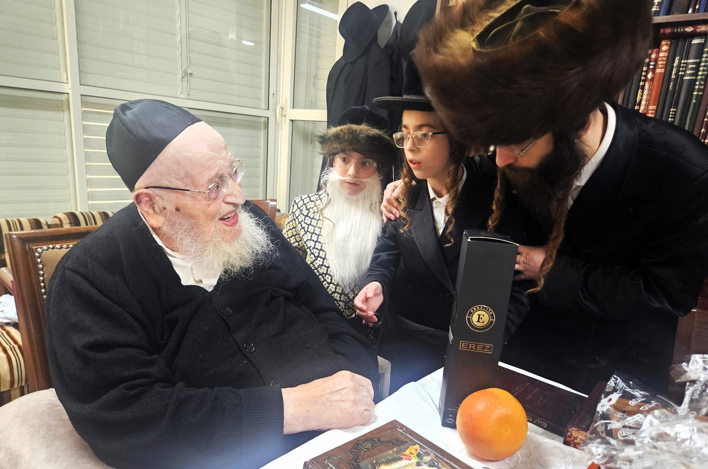 פורים בצל הגרמ"צ ברגמן 