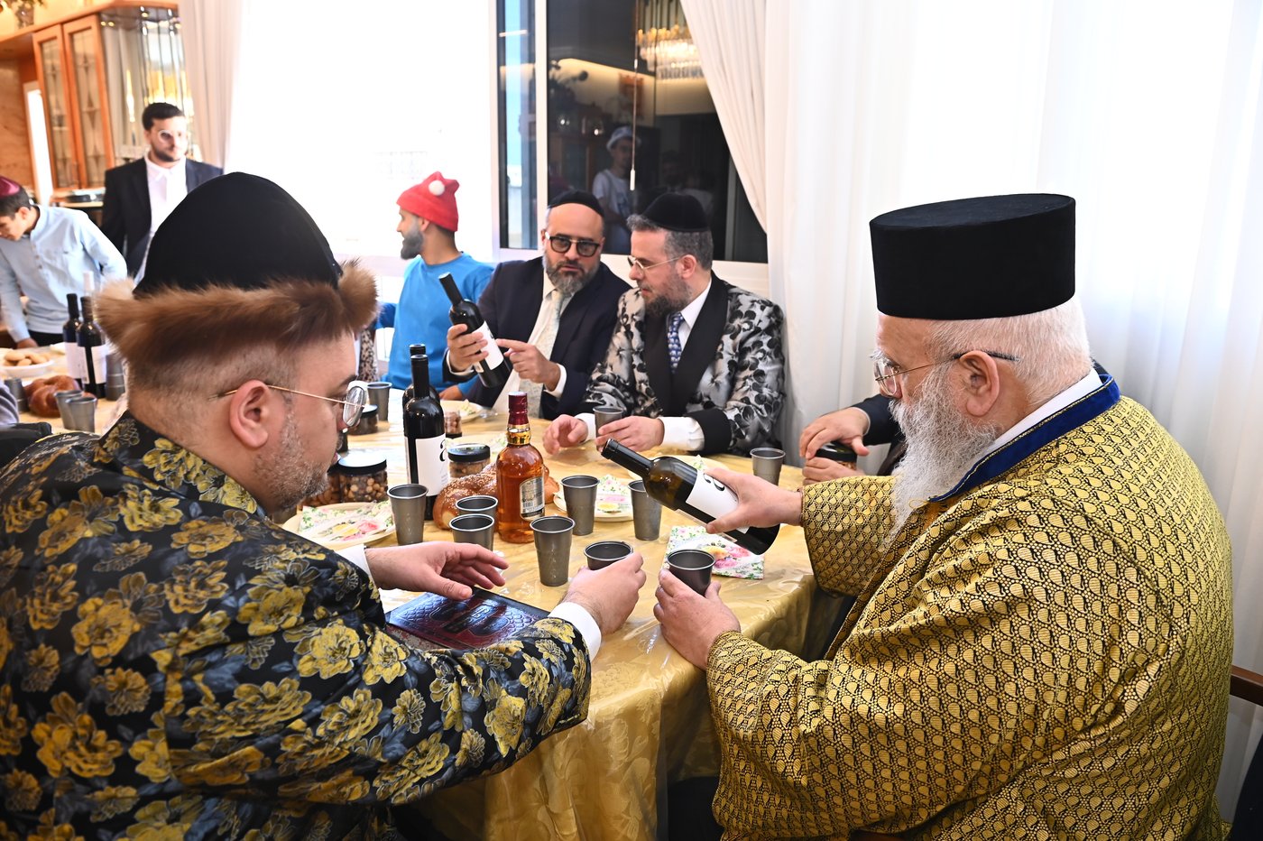 הגר"נ זכריהו בפורים