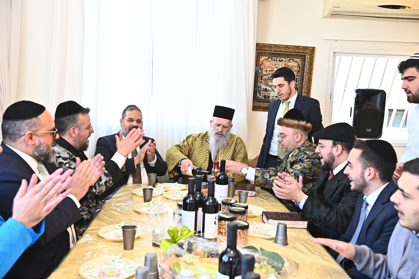 הגר"נ זכריהו בפורים