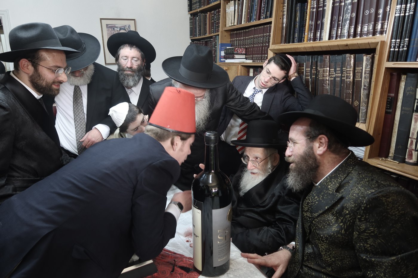 פורים אצל הגר"ע אויערבאך