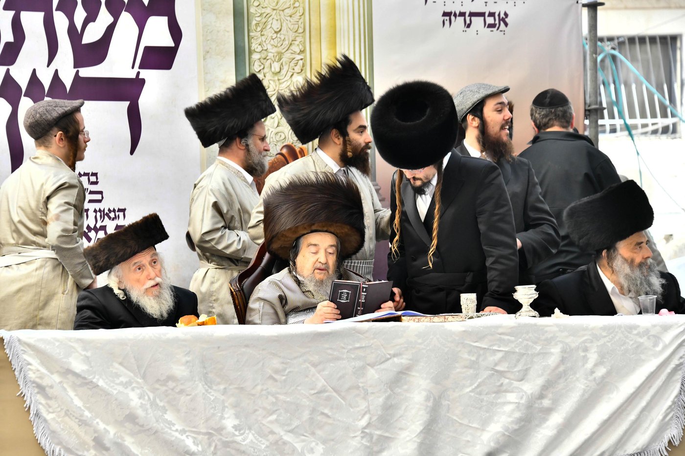 פורים בצל הגה"צ רבי יעקב מאיר שכטר