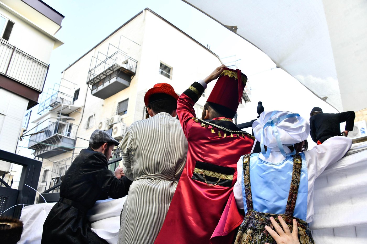 פורים בצל הגה"צ רבי יעקב מאיר שכטר