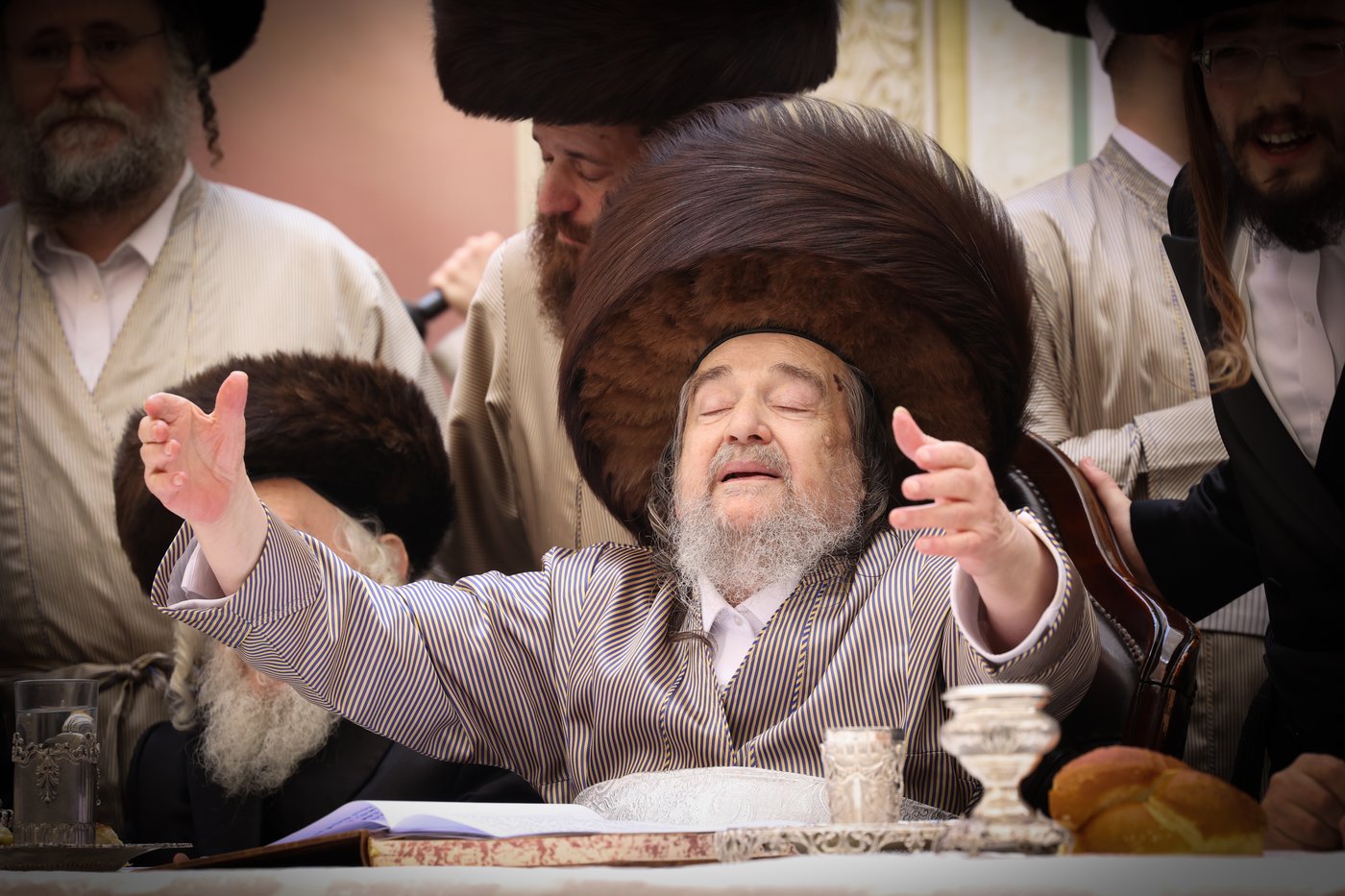 פורים בצל הגה"צ רבי יעקב מאיר שכטר