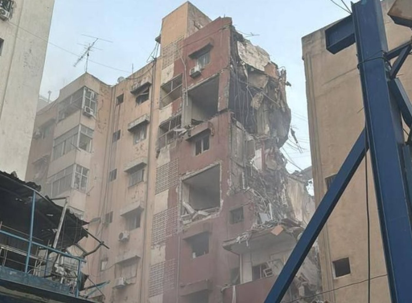 תקיפה ברובע הדאחייה. ארכיון