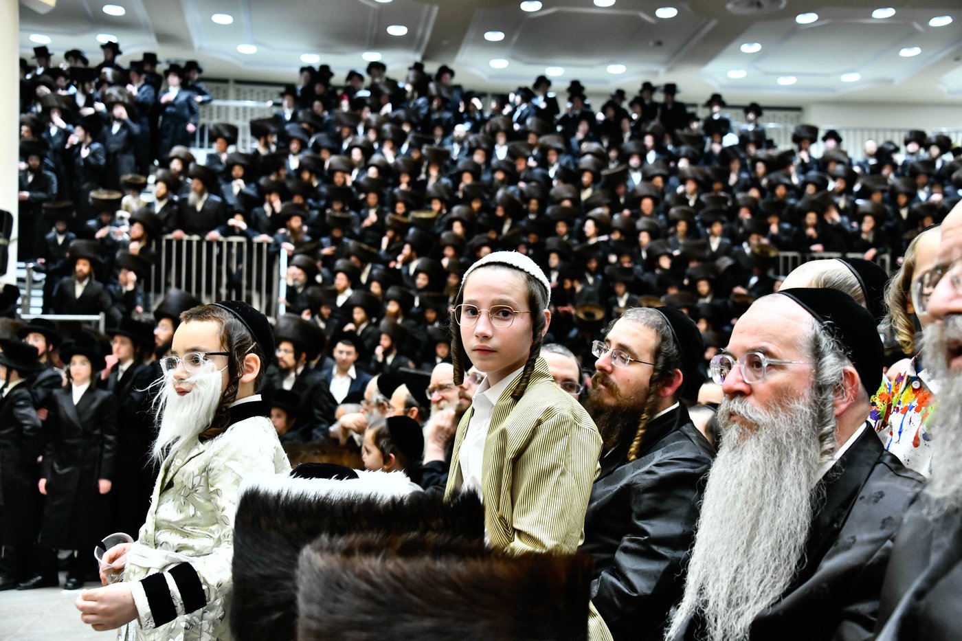 פורים בחצה"ק ויז'ניץ