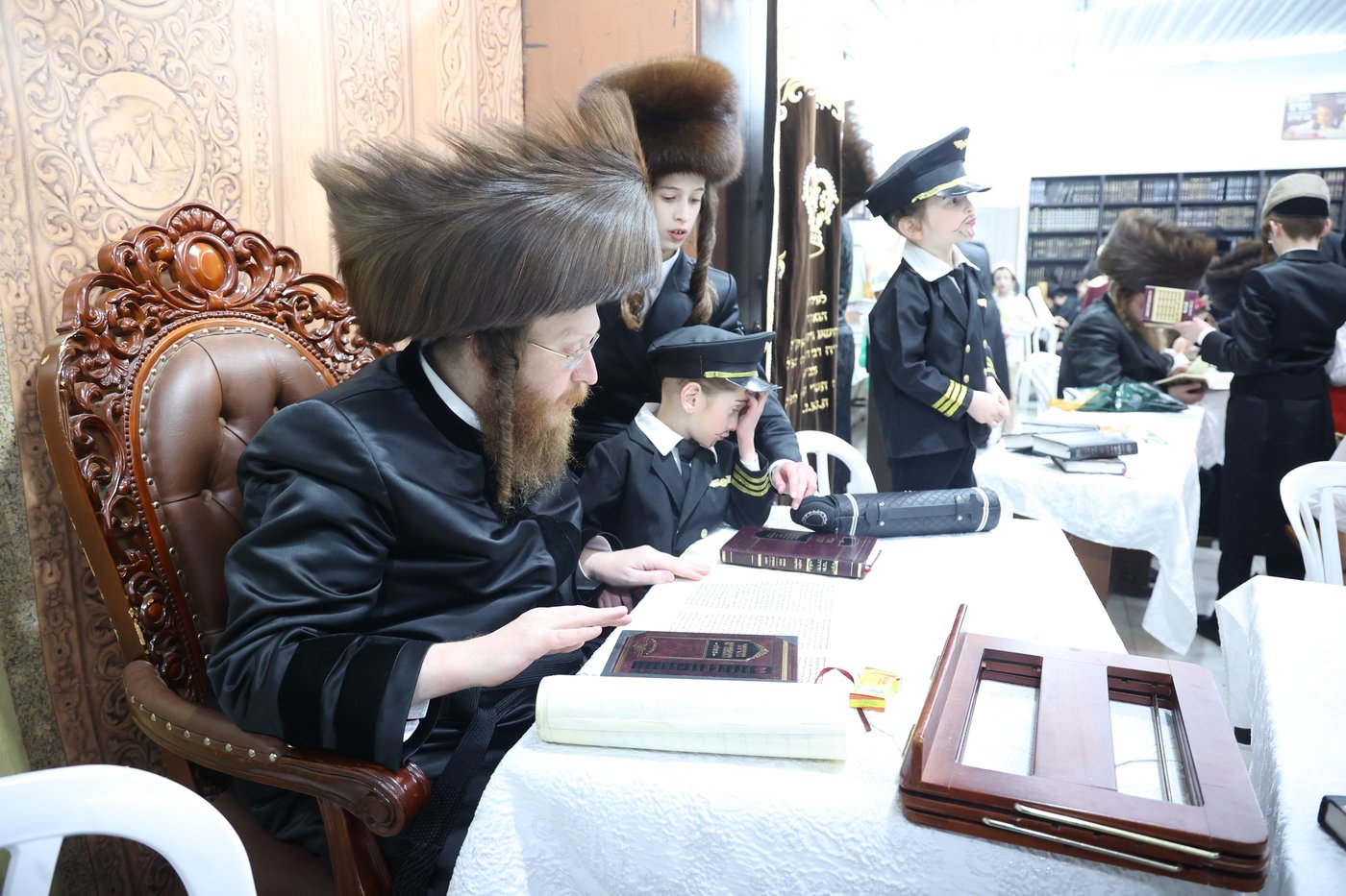 פורים בחצה"ק ספינקא בית שמש