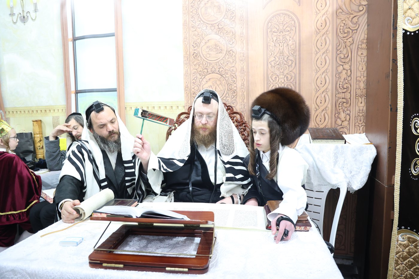 פורים בחצה"ק ספינקא בית שמש