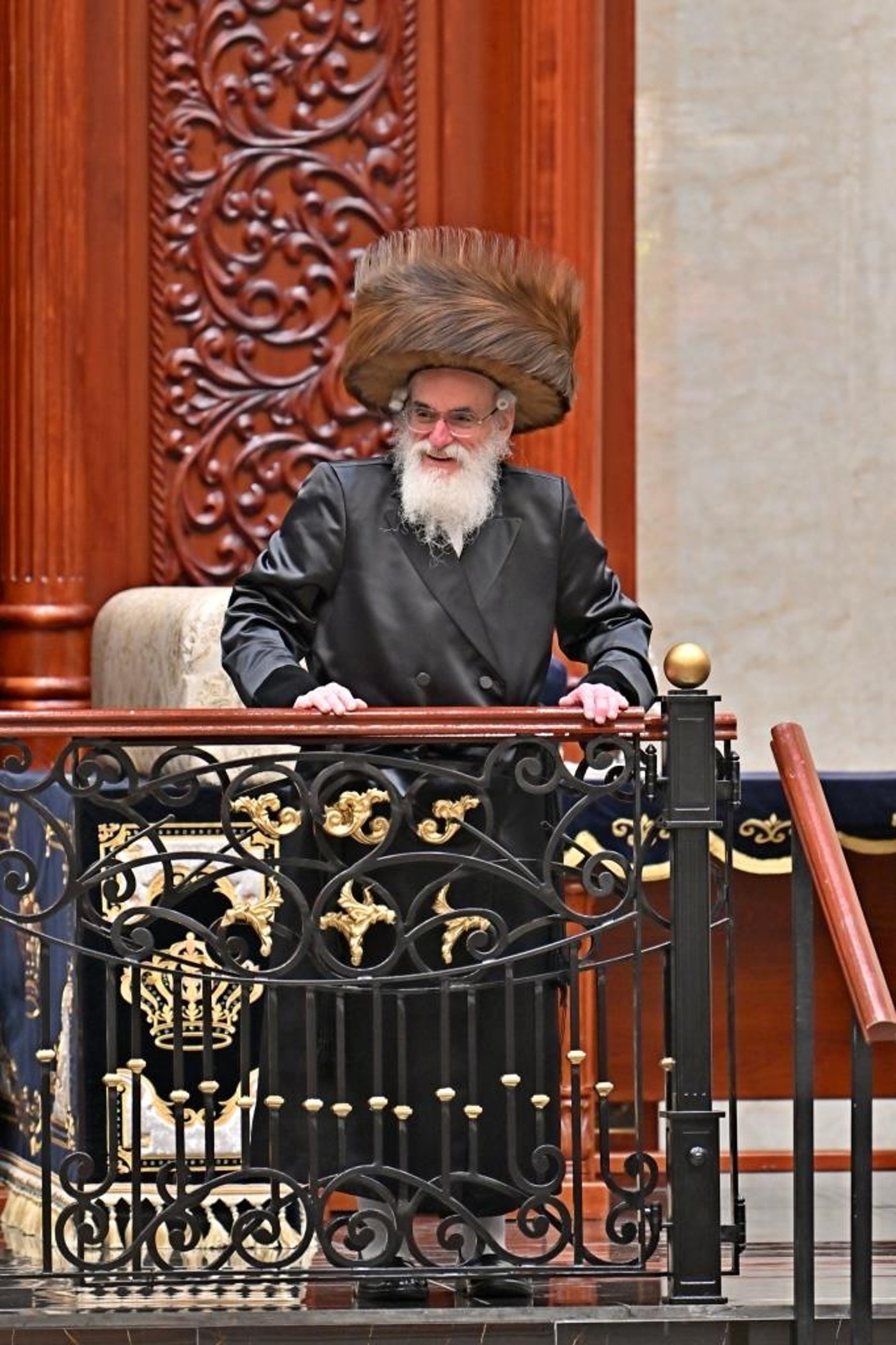 פורים בחצה"ק ויזניץ