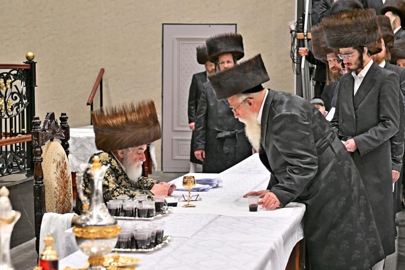 פורים בחצה"ק ויזניץ