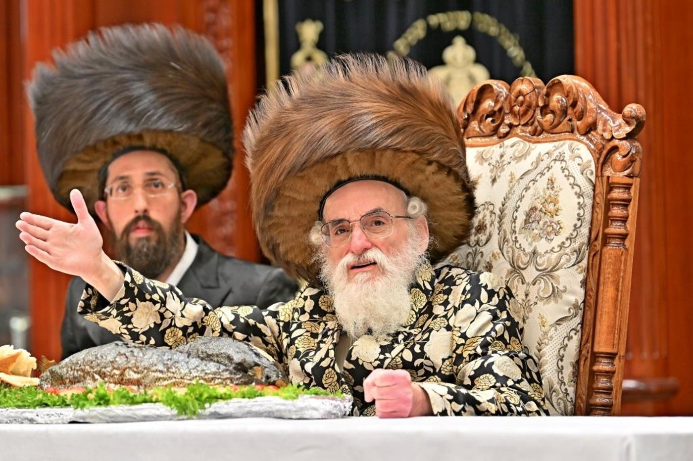 פורים בחצה"ק ויזניץ