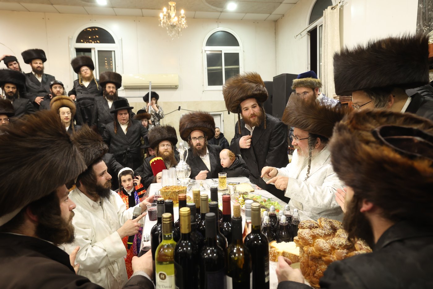 פורים בחצה"ק ביאלה ב"ב