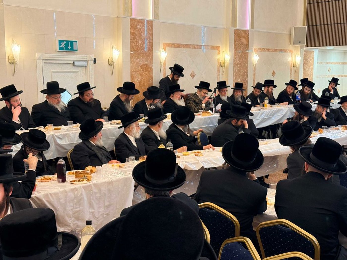 האדמו"ר מויז'ניץ לונדון בהילולת הישועות משה