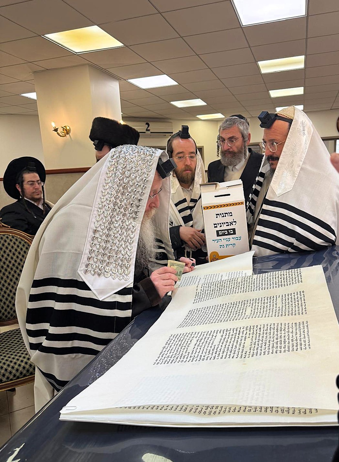 פורים בחצה"ק קרעטשניף קריית גת