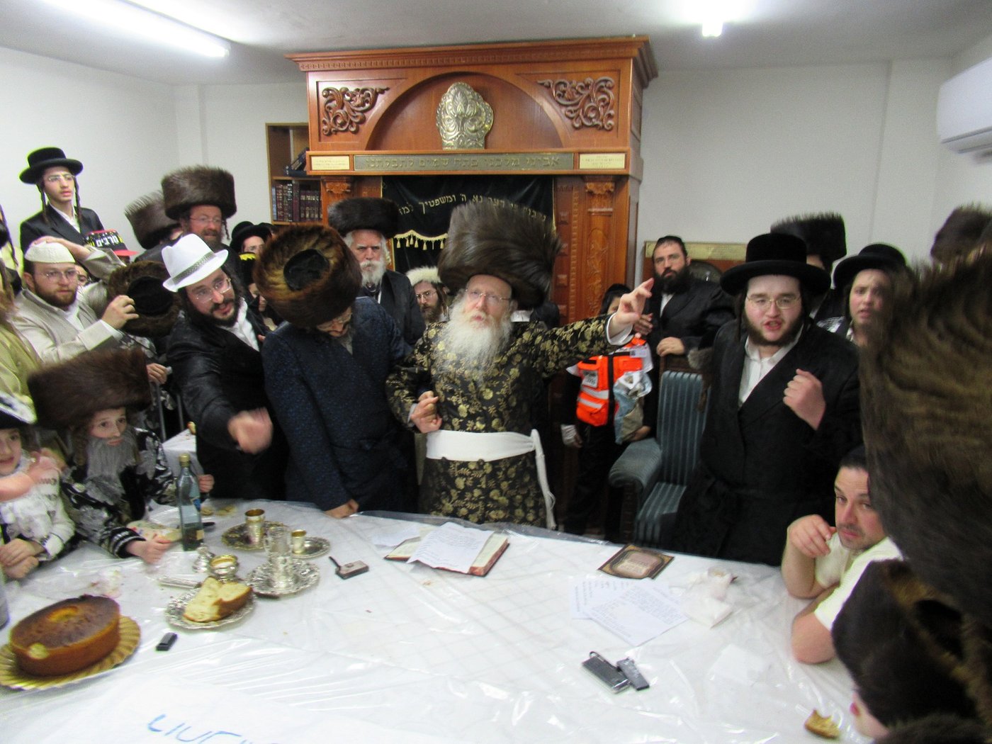 פורים בחצה"ק קרעטשניף קריית גת