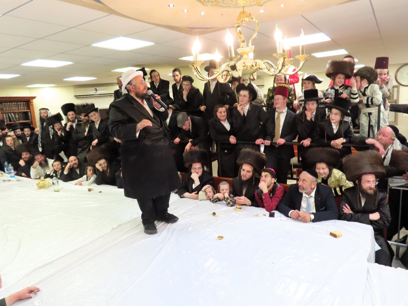 פורים בחצה"ק קרעטשניף קריית גת