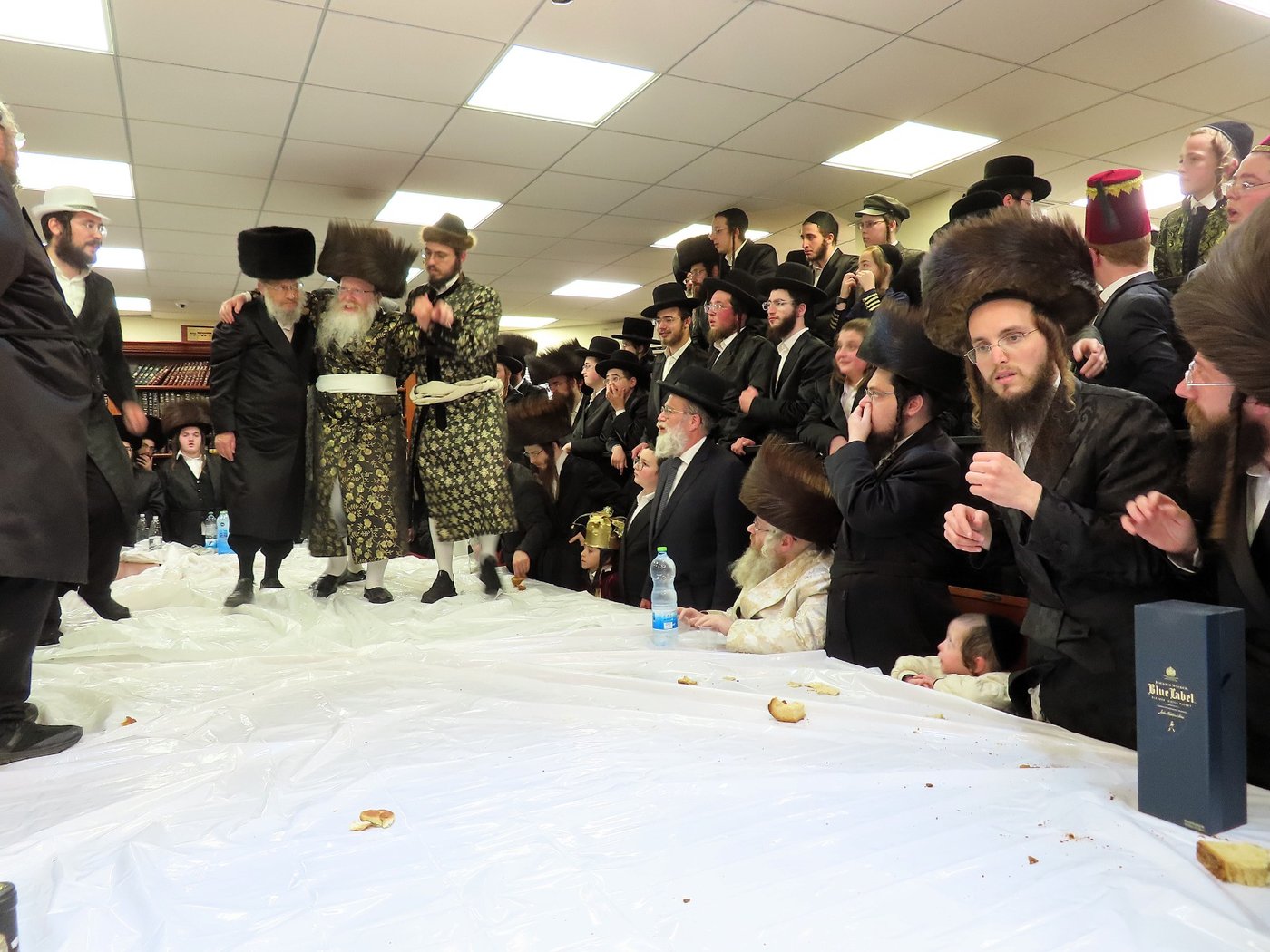 פורים בחצה"ק קרעטשניף קריית גת