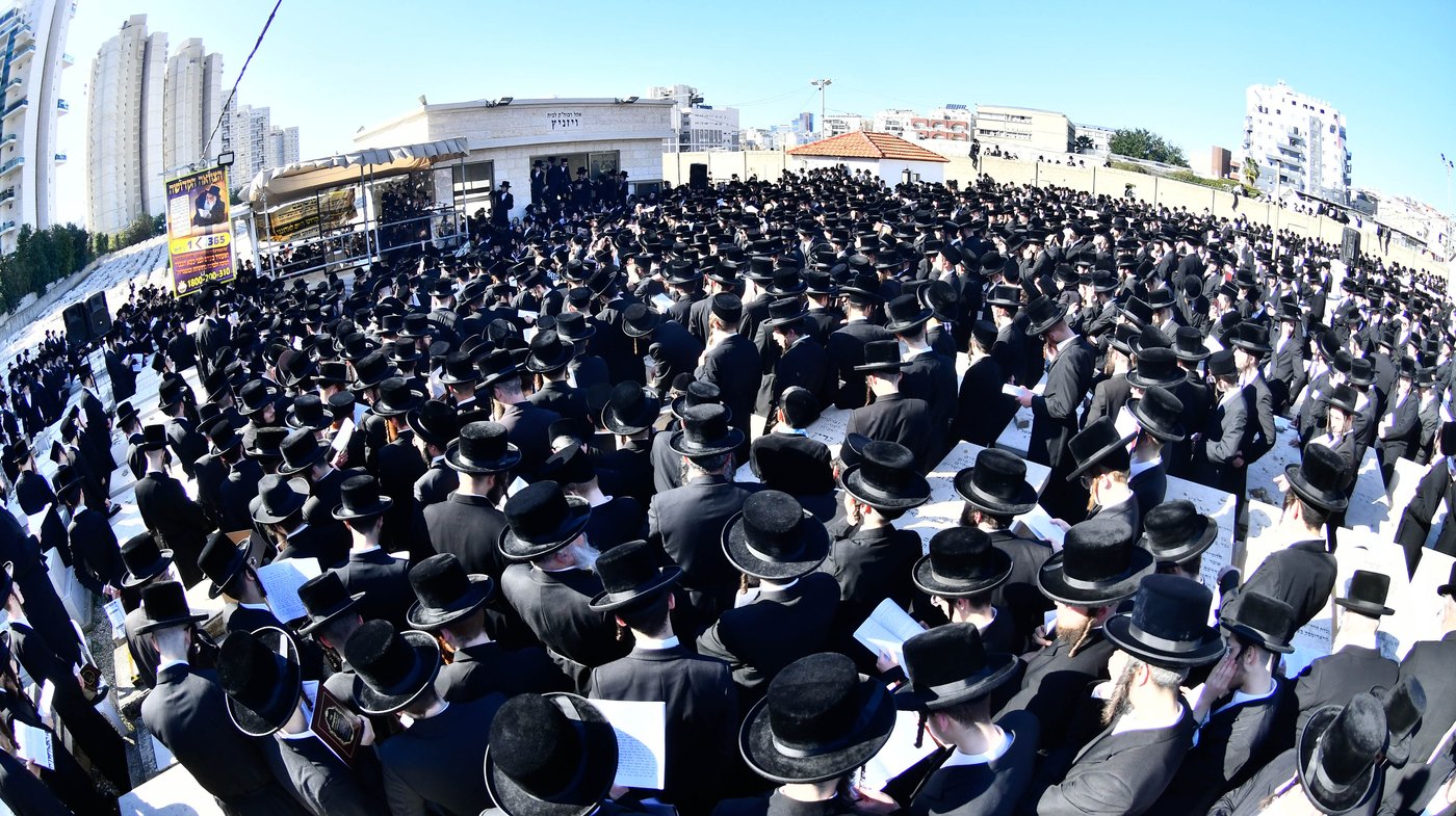 הילולא קדישא בויז'ניץ