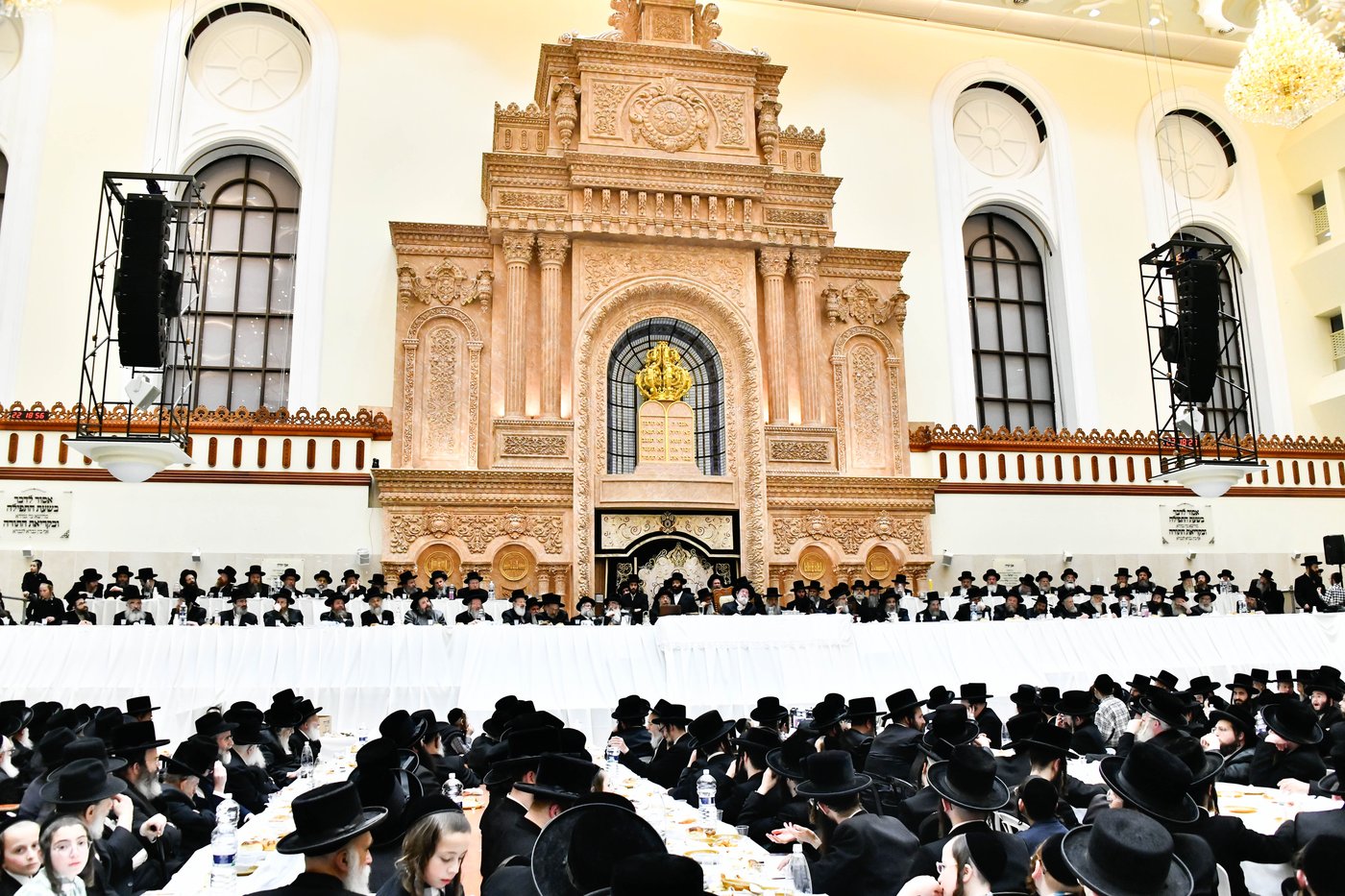 הילולא קדישא בויז'ניץ