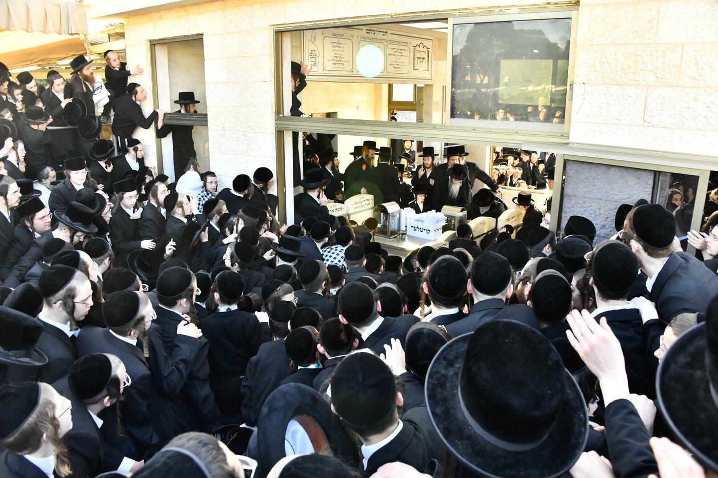 הילולא קדישא בויז'ניץ