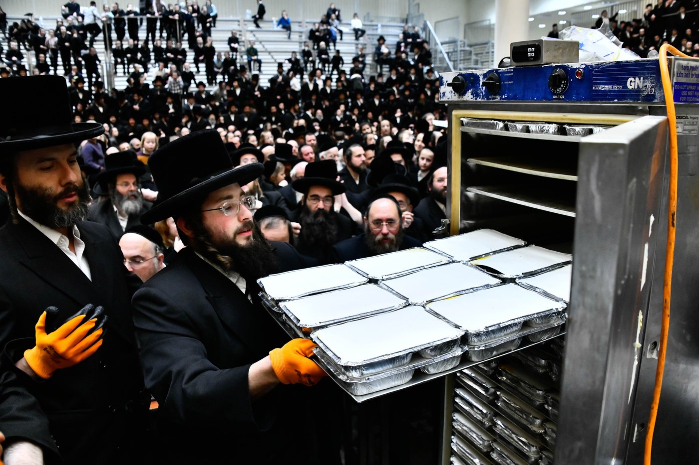 הילולא קדישא בויז'ניץ